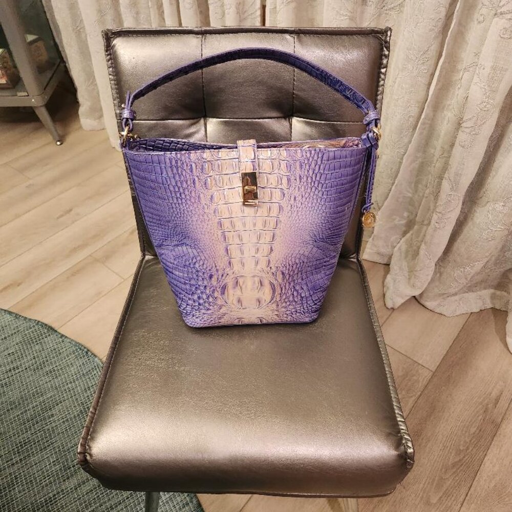 NEW beautiful Brahmin Leather handbag